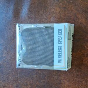 Vivitar wireless speaker